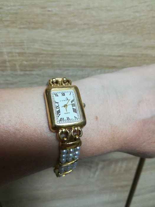 Часы наручные, винтажные L'Chic. Франция.