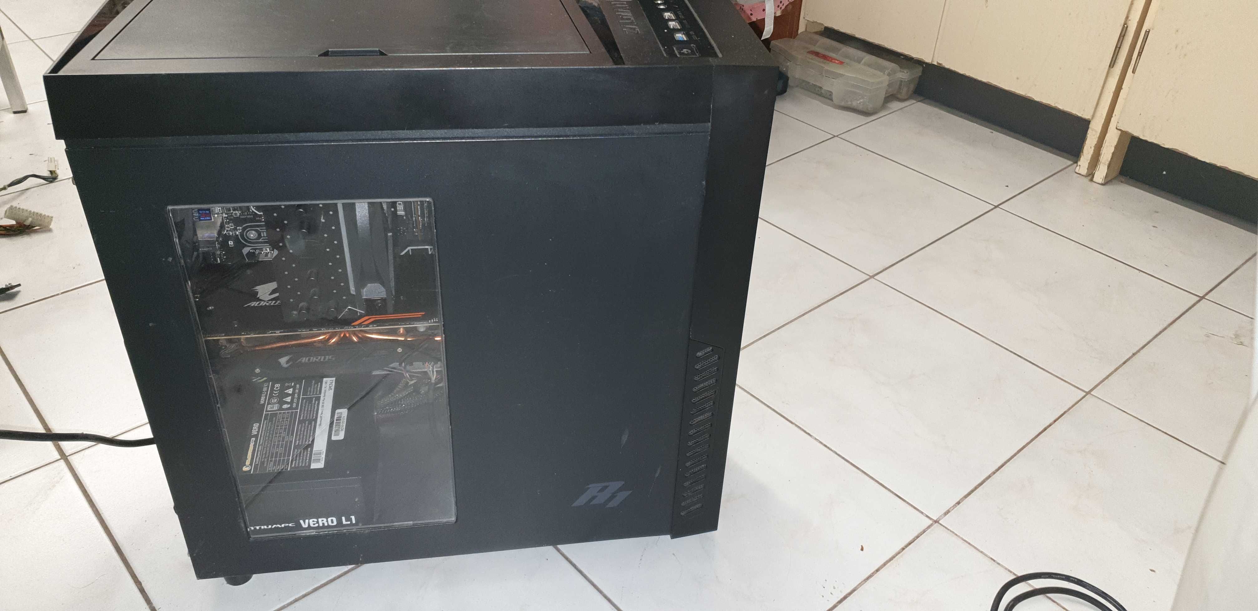 PC - i7-7700K, Radeon RX580, 16GB RAM, Dysk SSD