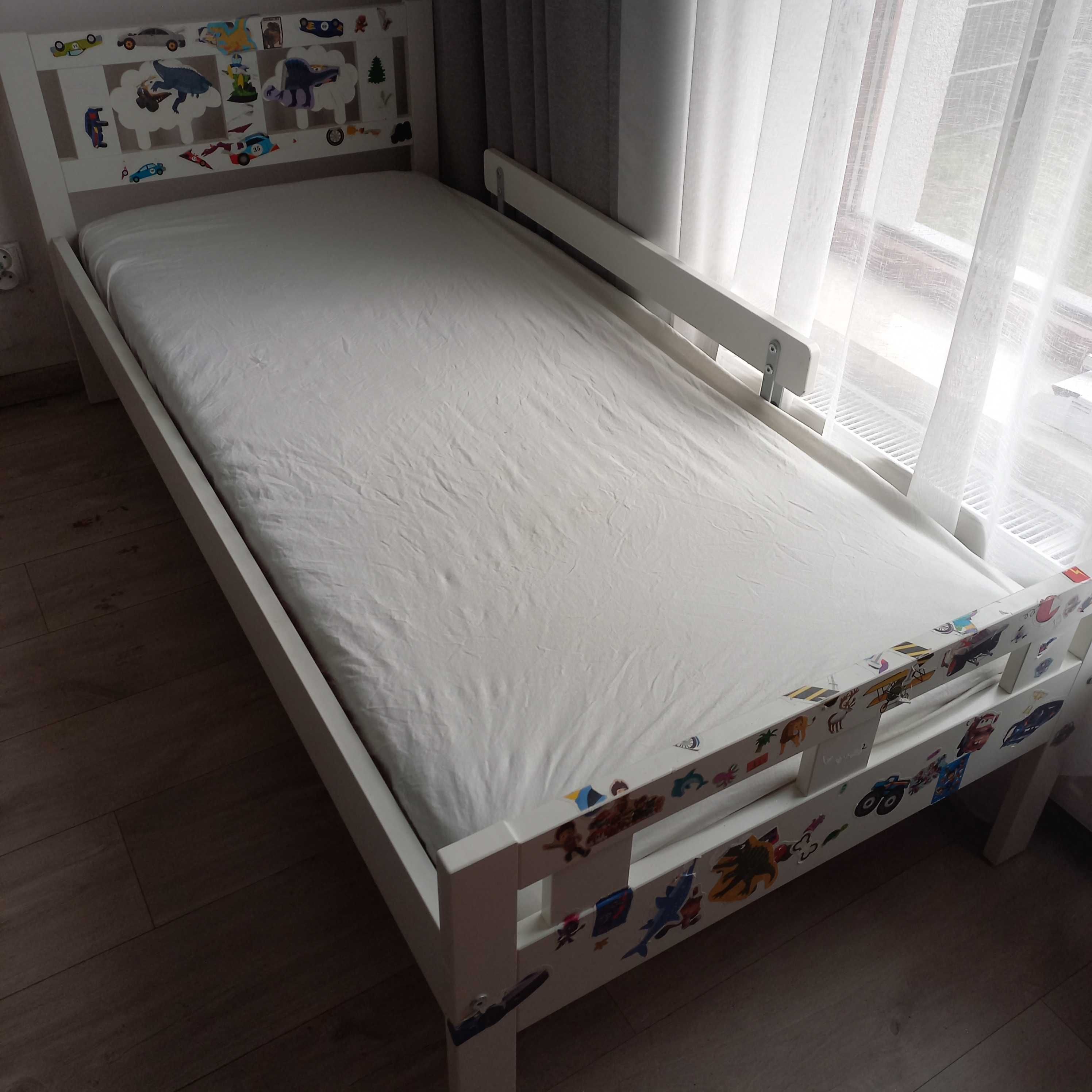 Łóżko z matrycą dla dzieci IKEA 70x160 cm
