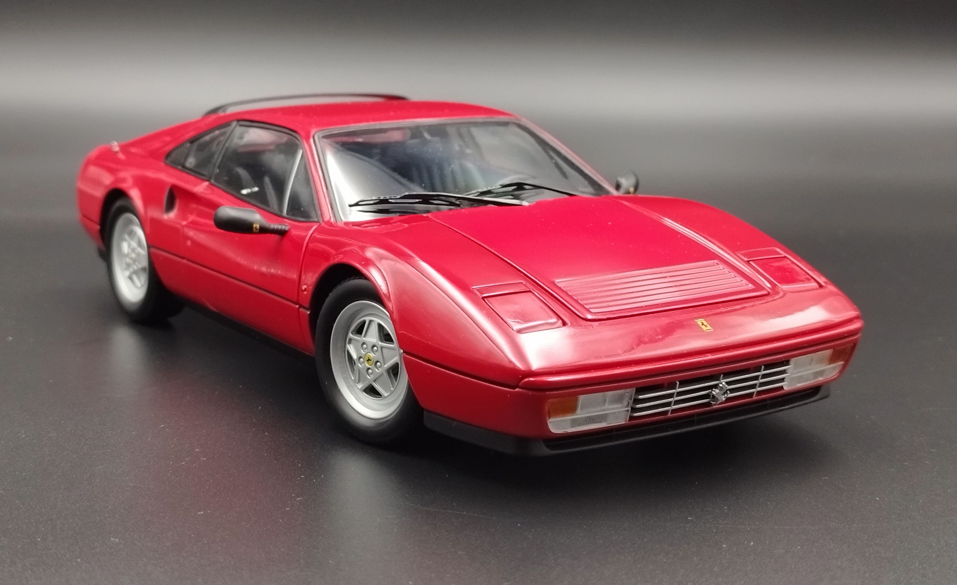 1:18 Kyosho 1988 Ferrari 328 GTS  model używany