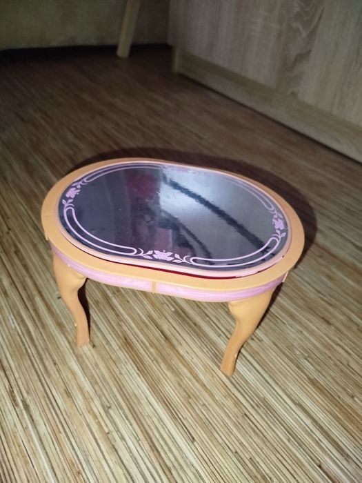 продам мебель стіл