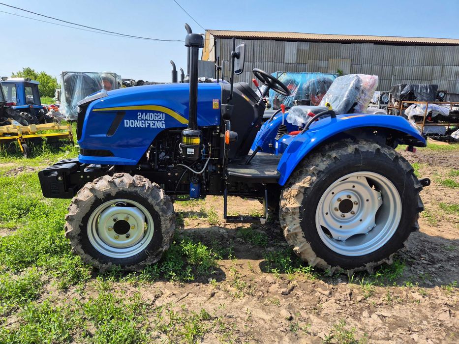 Трактор Dongfeng 244 DG2U Донфенг максимальная комплектация