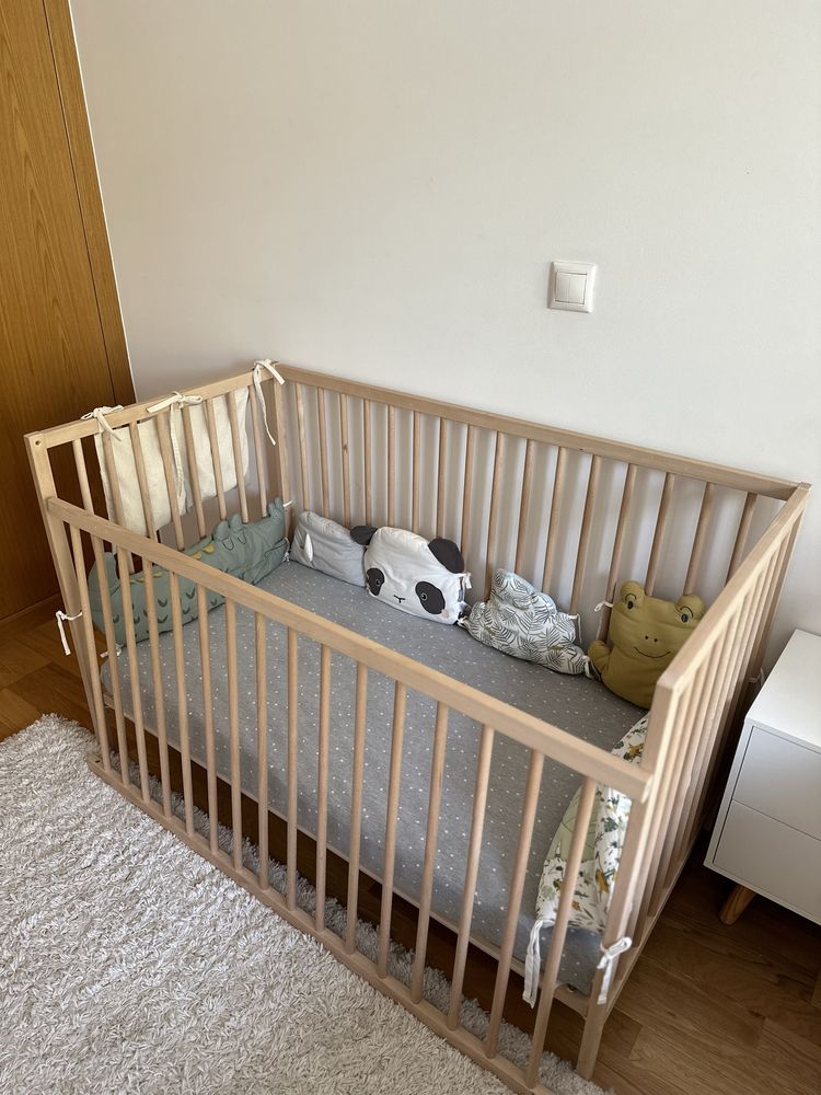 Berço + colchão Ikea
