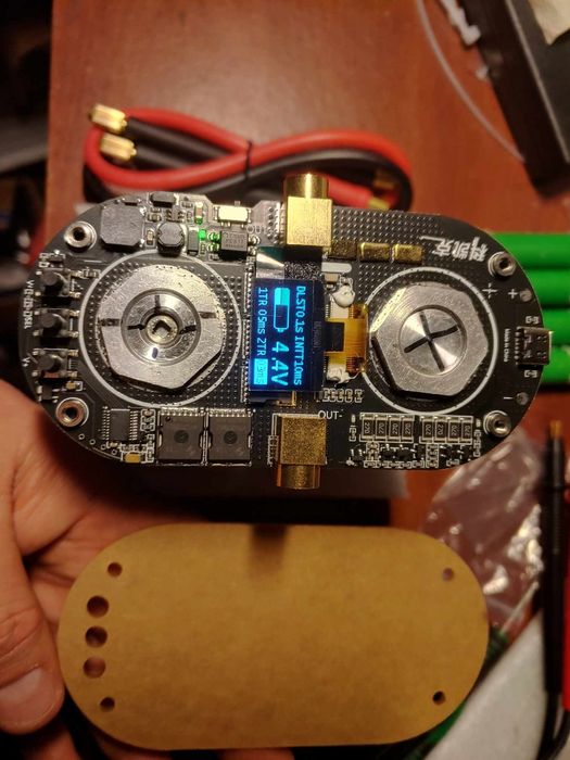 Точкова зварка на іоністерах Кекк супер конденсаторах