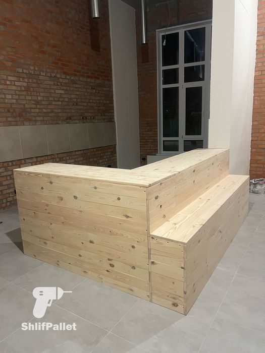 Барна стійка , ресепшн , прилавок з соснової дошки