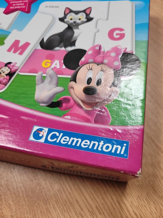 Jogo puzzle Minnie alfabeto