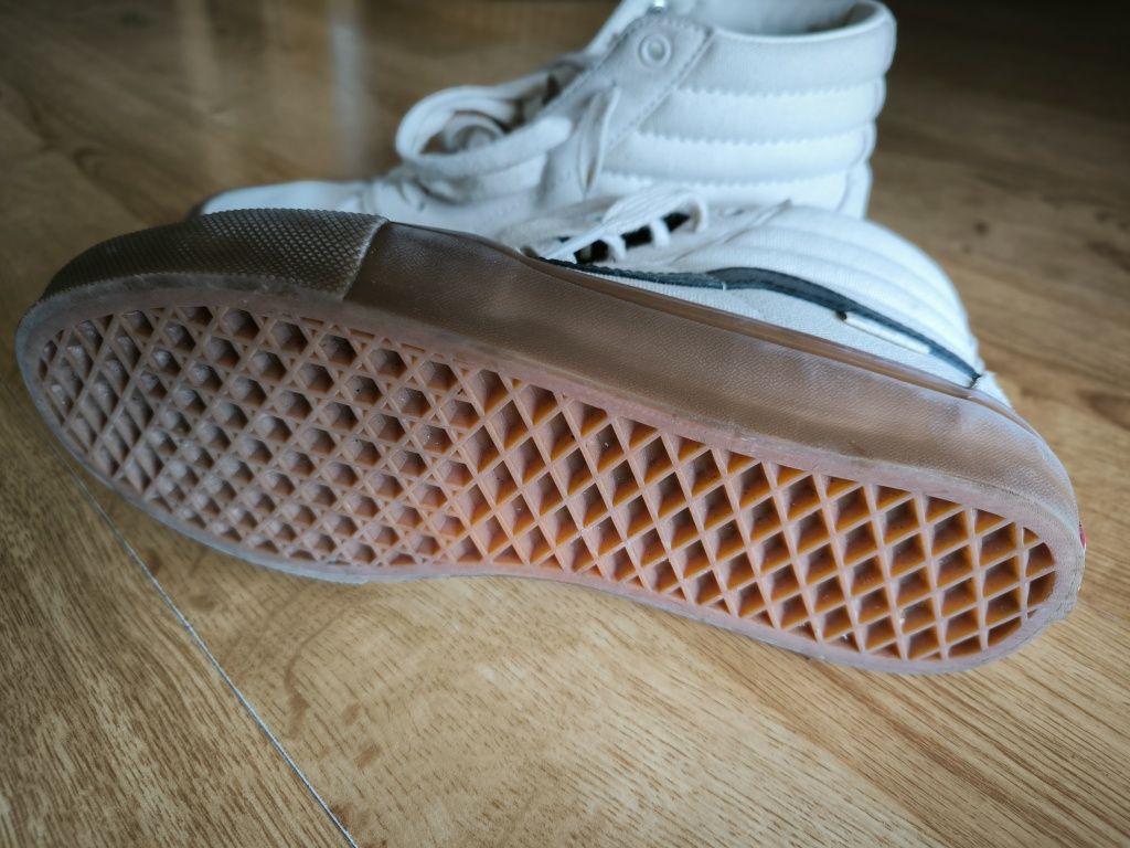 Vans high bege  sola castanha 39