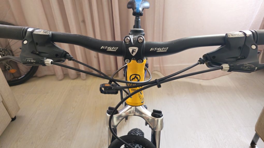 Bicicleta Berg Stuka [Acessórios Grátis]