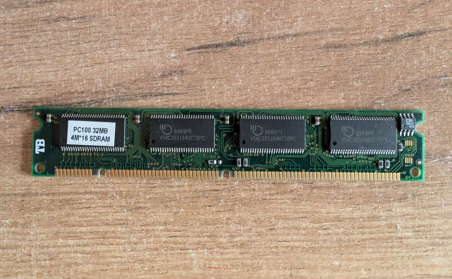 Pamięć RAM PC 100 / 32 MB / 4M*16 sdram /