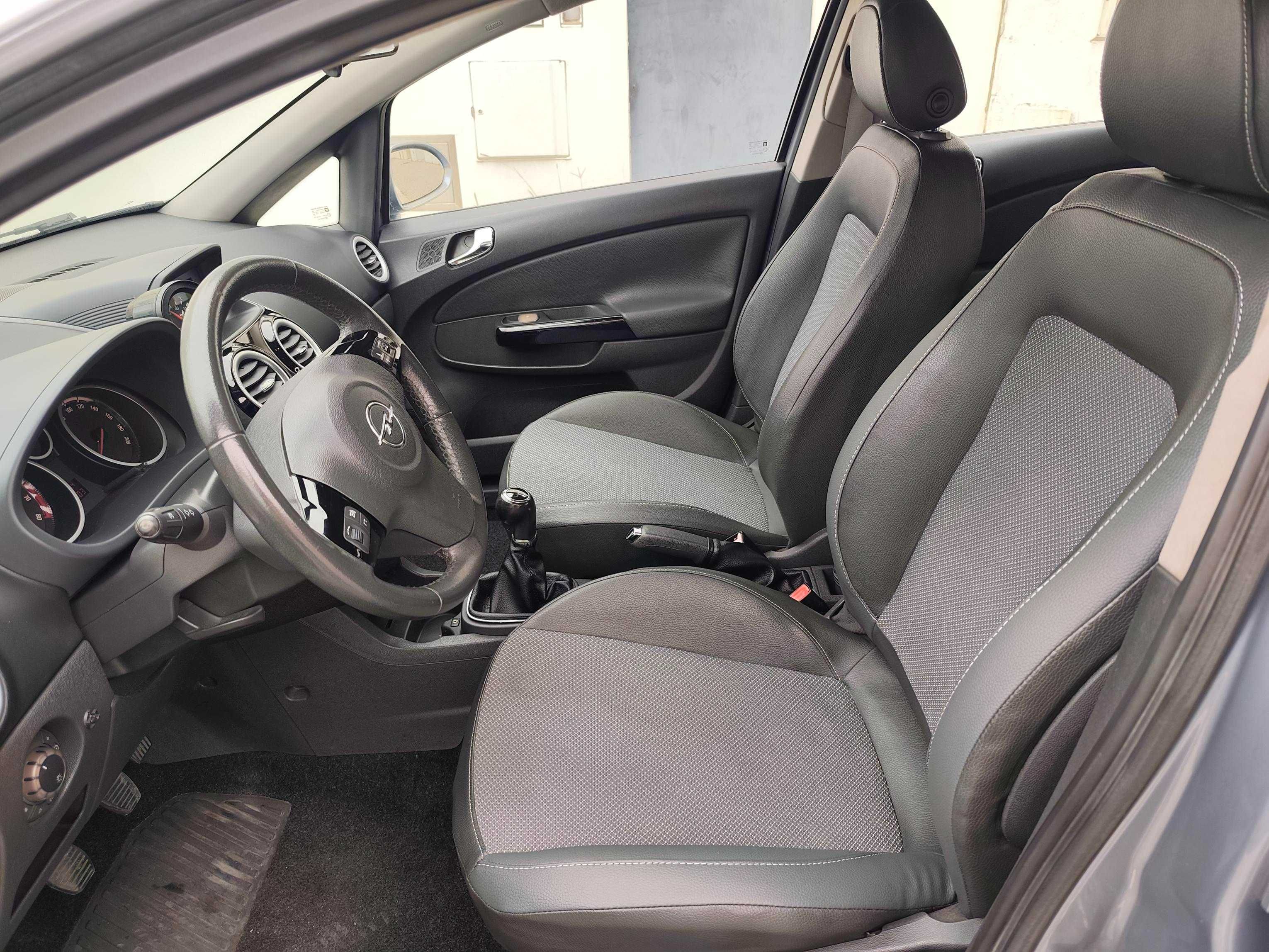 OPEL CORSA 1.2 Cosmo