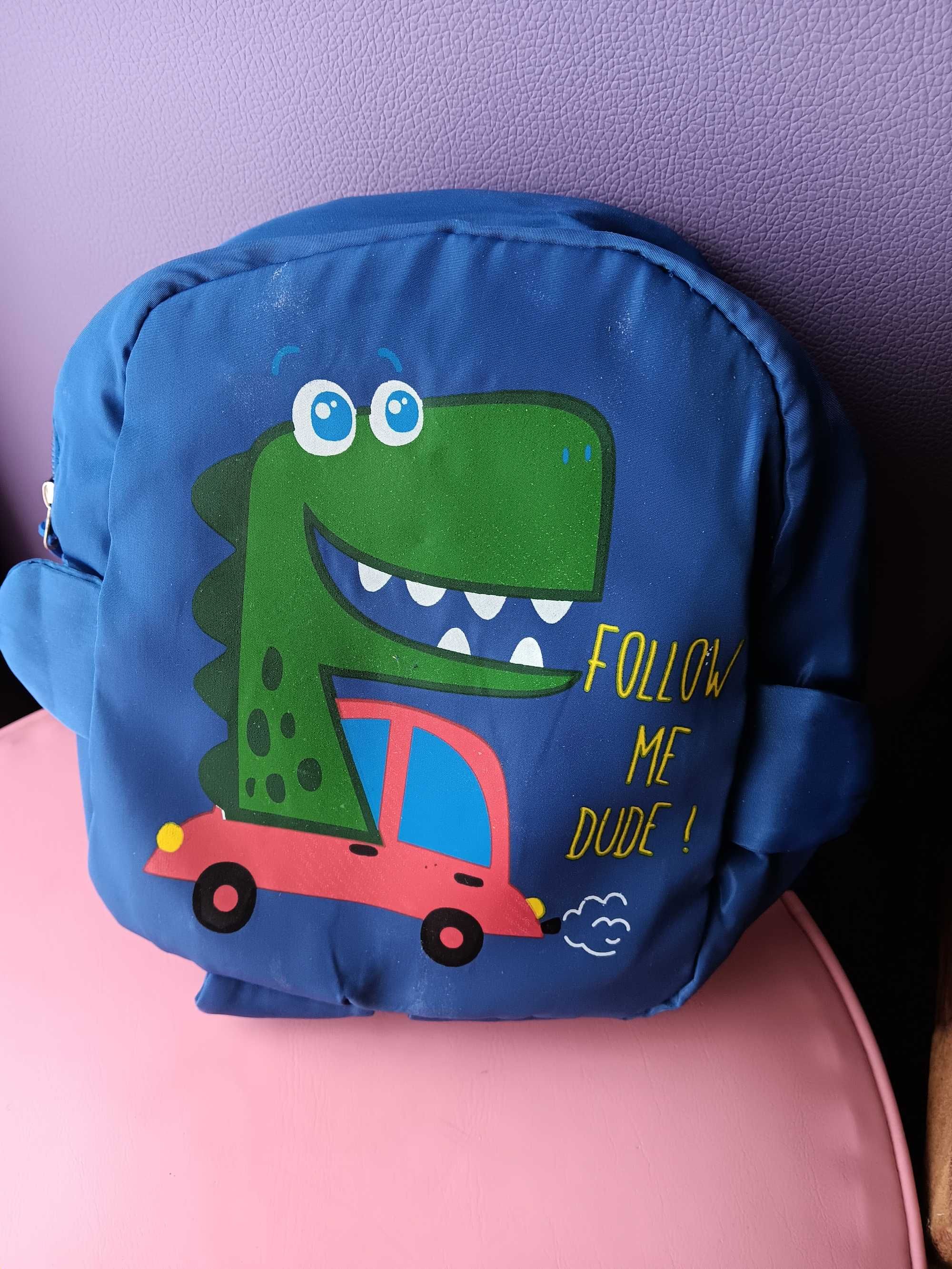 Mini mochila Dino Azul ou verde