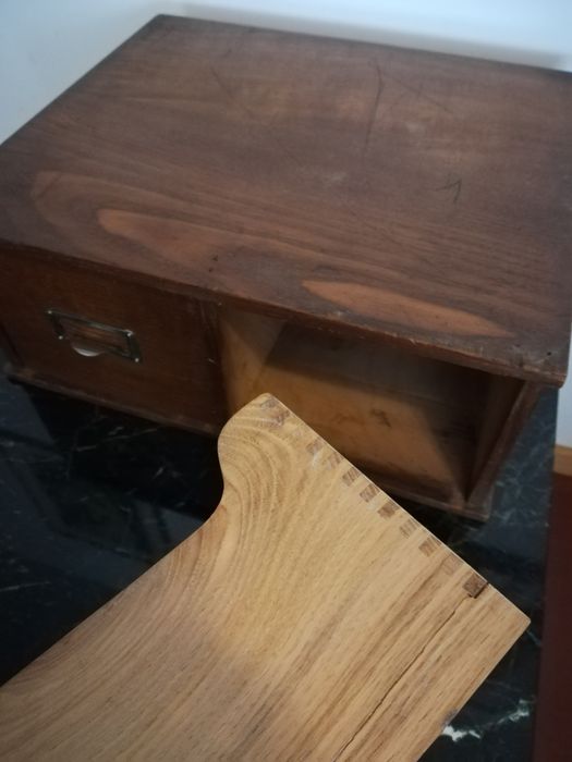 Armário Arquivador em Madeira Vintage