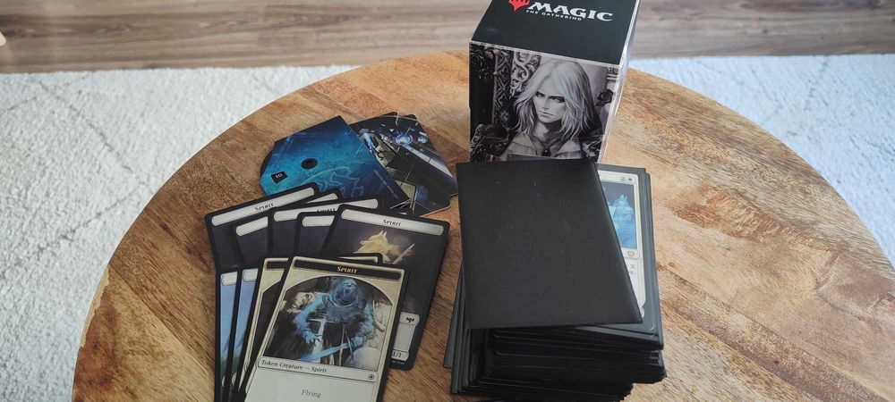 MTG Commander: Spirit Squadron -Deck/Ultra Pro