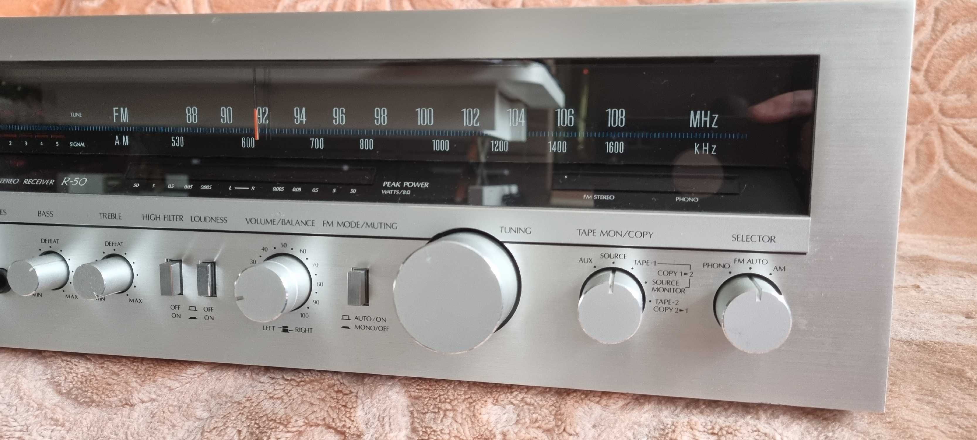 Amplituner Sansui R 50