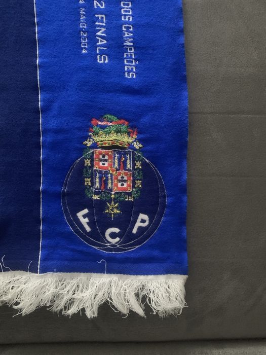 **Artigo Coleção** Cachecol FcPorto UCL SF 4/05/2004