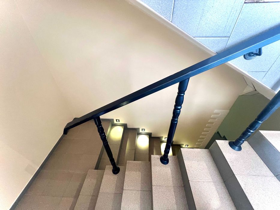 Хостел для переселенцев!!! Комната на 8 человек!!! Метро Лыбедская!!!