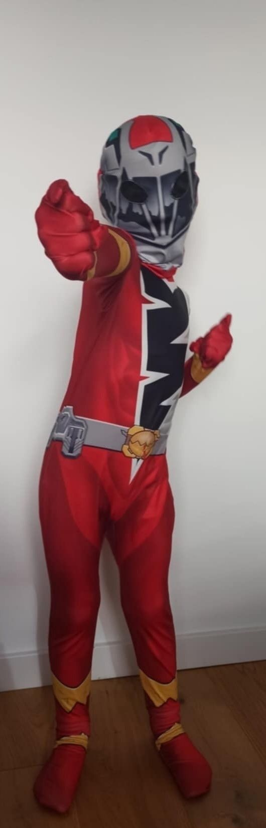 Nowy strój, kostium Czerwonego Power Rangers (Rozm.120)