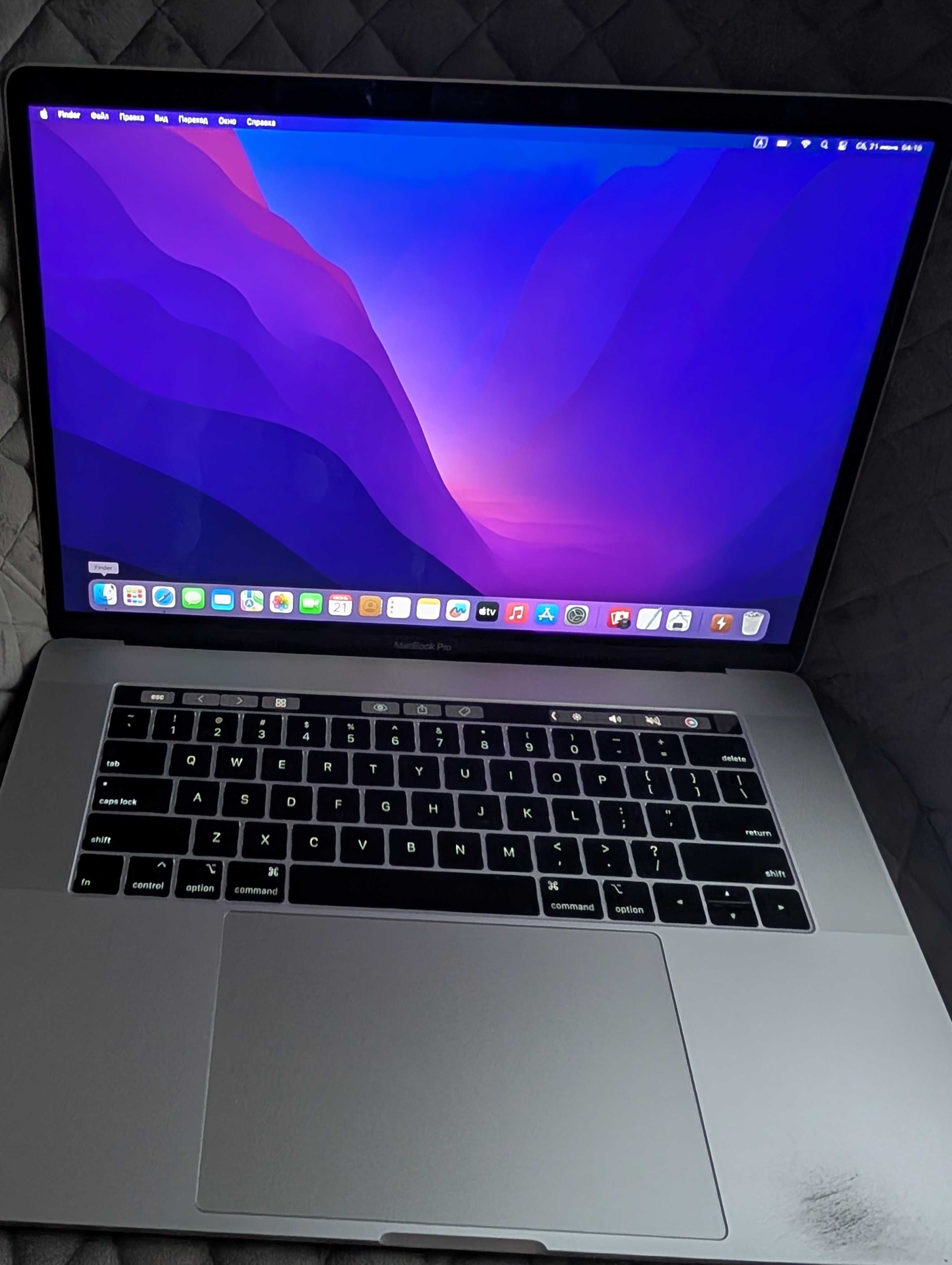 Apple MacBook Pro 15" 2018/19 A1990 i7-8750H 16 GB 256 SSD Ноутбук ПК