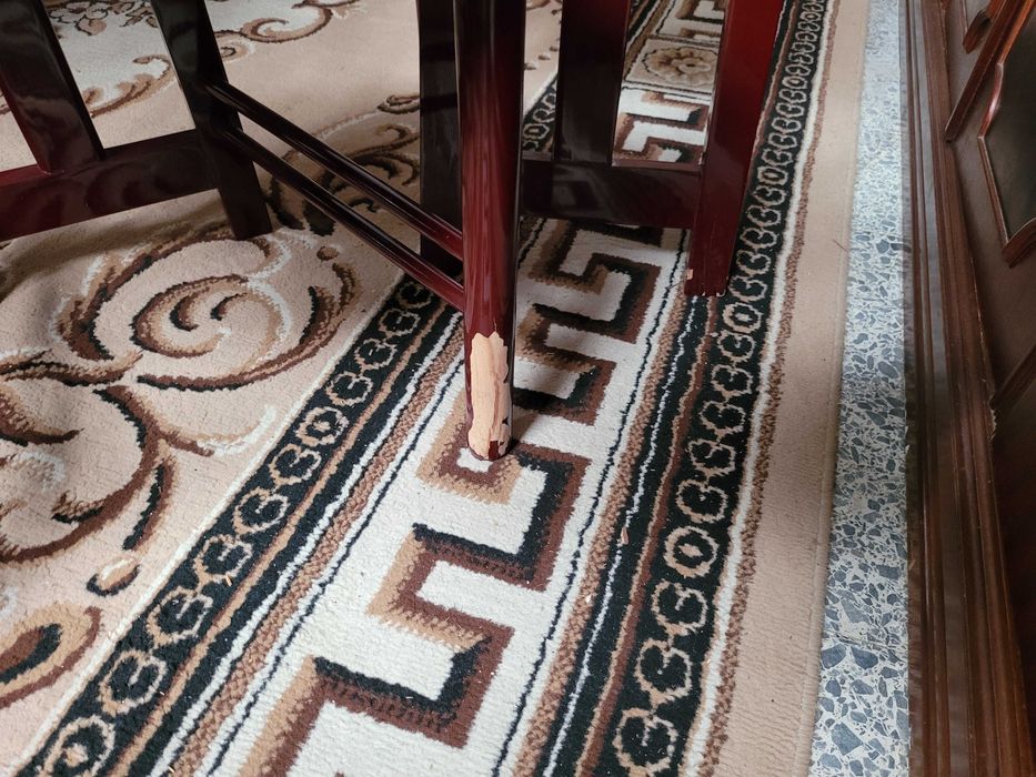 Cadeiras de sala - Bom estado geral - Valor unitário