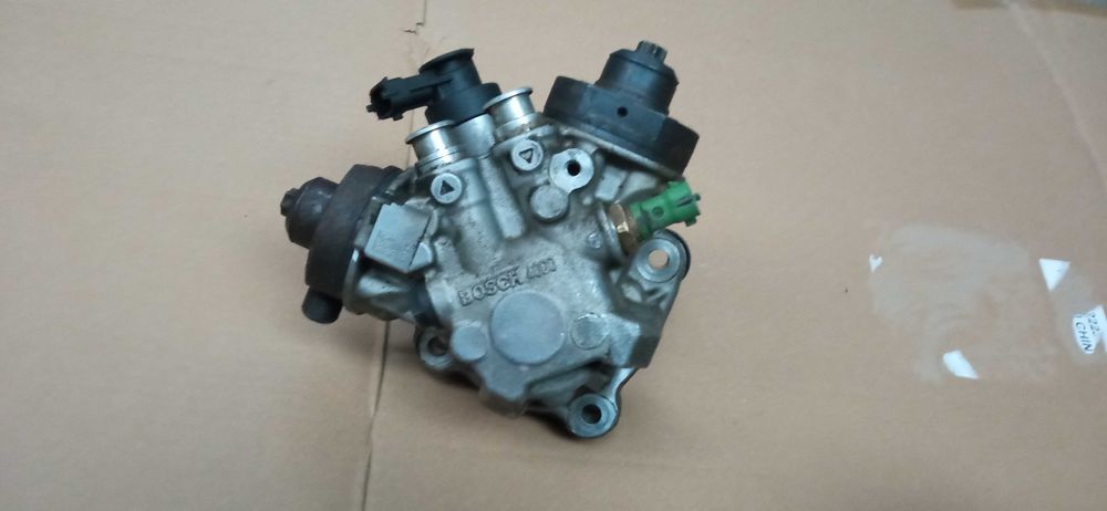 Pompa wtryskowa volvo volvo v60 v40 s60 xc60 D3 D4 D5 bdb oryginał.