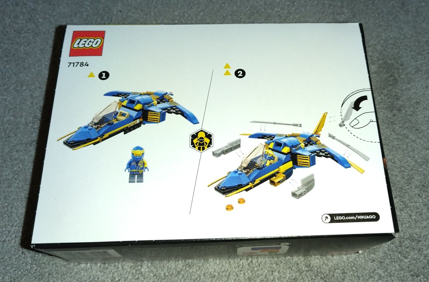 Nieotwierany: Odrzutowiec ponaddźwiękowy Jay'a EVO - LEGO 71784