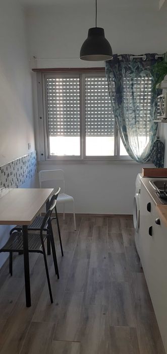 Apartamento renovado T2 Olaias, Lisboa