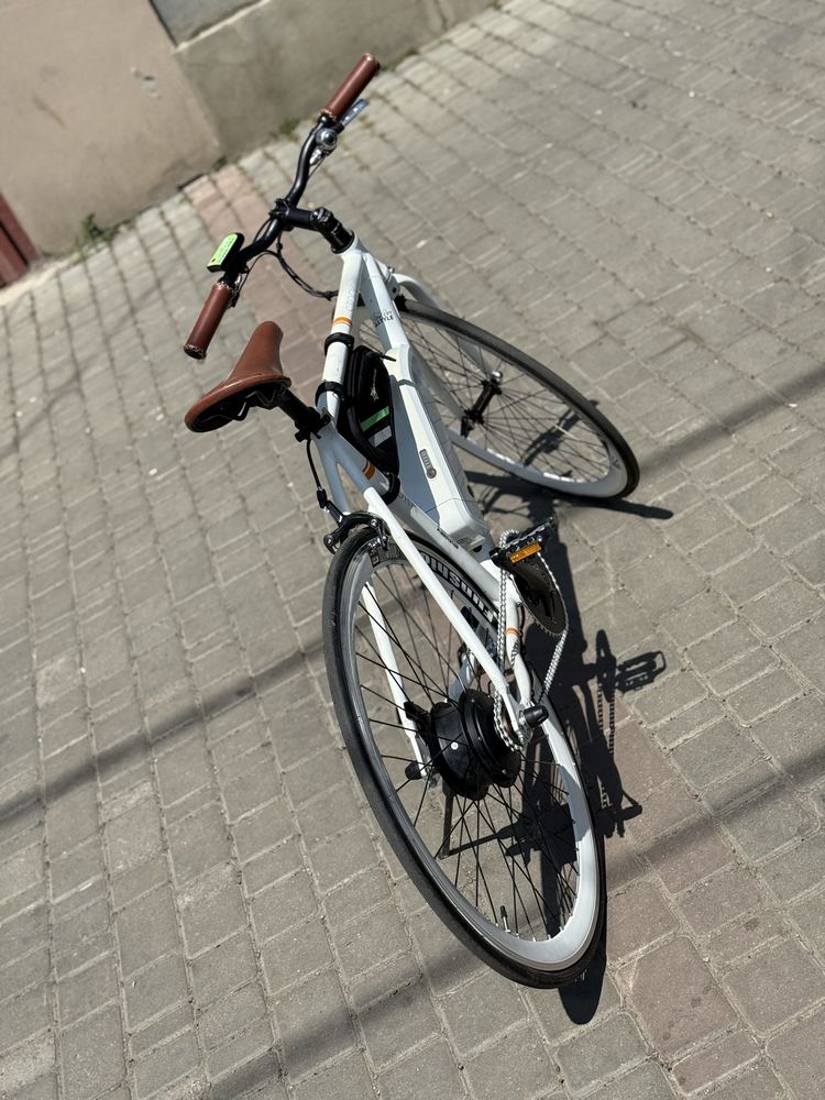 Продам Електро велосипед like bike stork