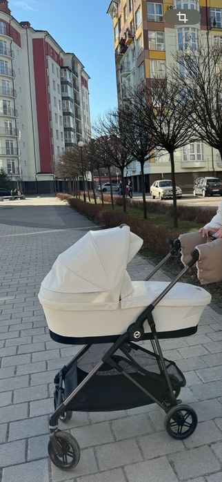 Продається коляска Cybex Melio 2в1  + аксесуари