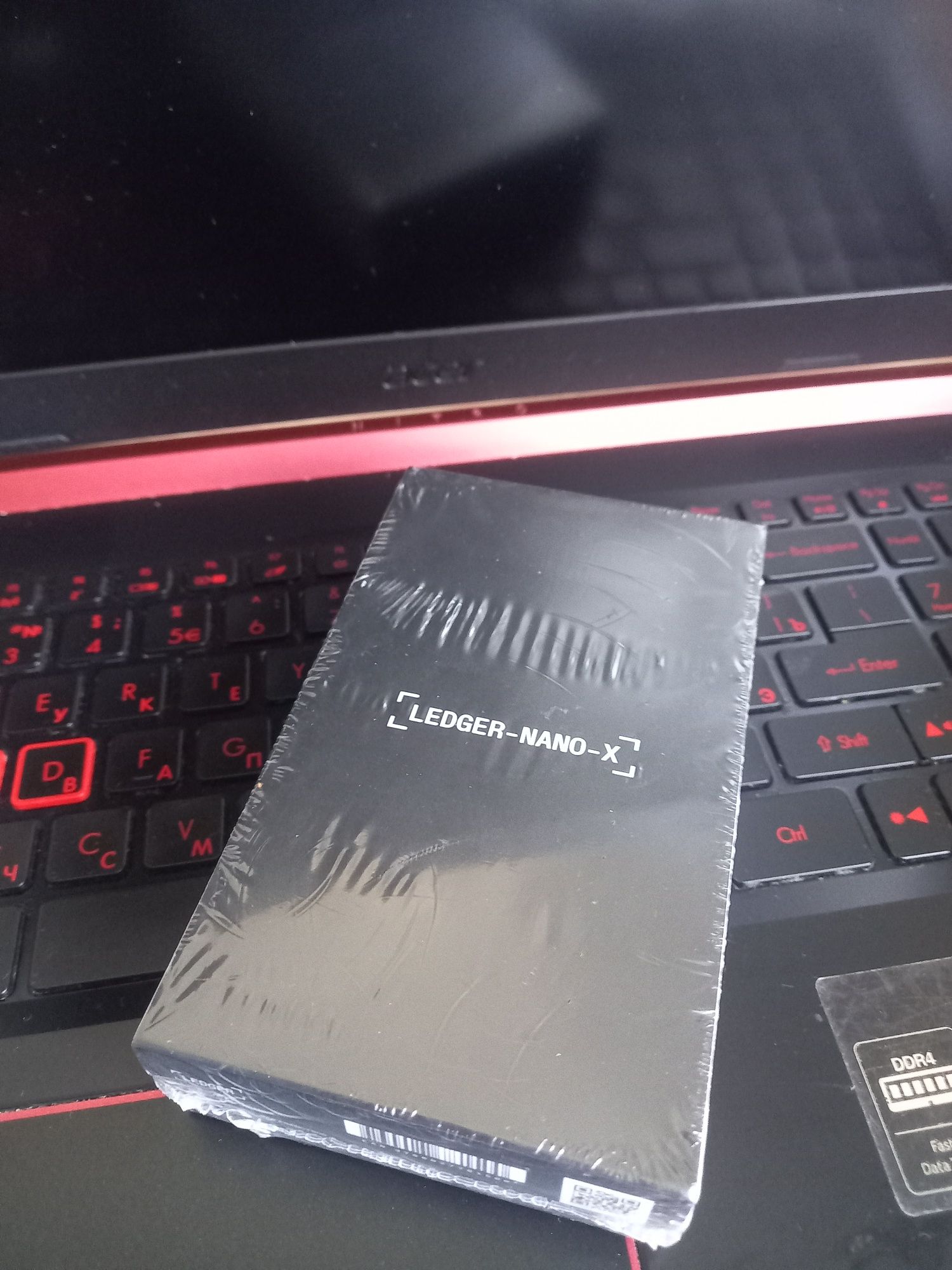 LEDGER-NANO-X (крипто-кошелек)