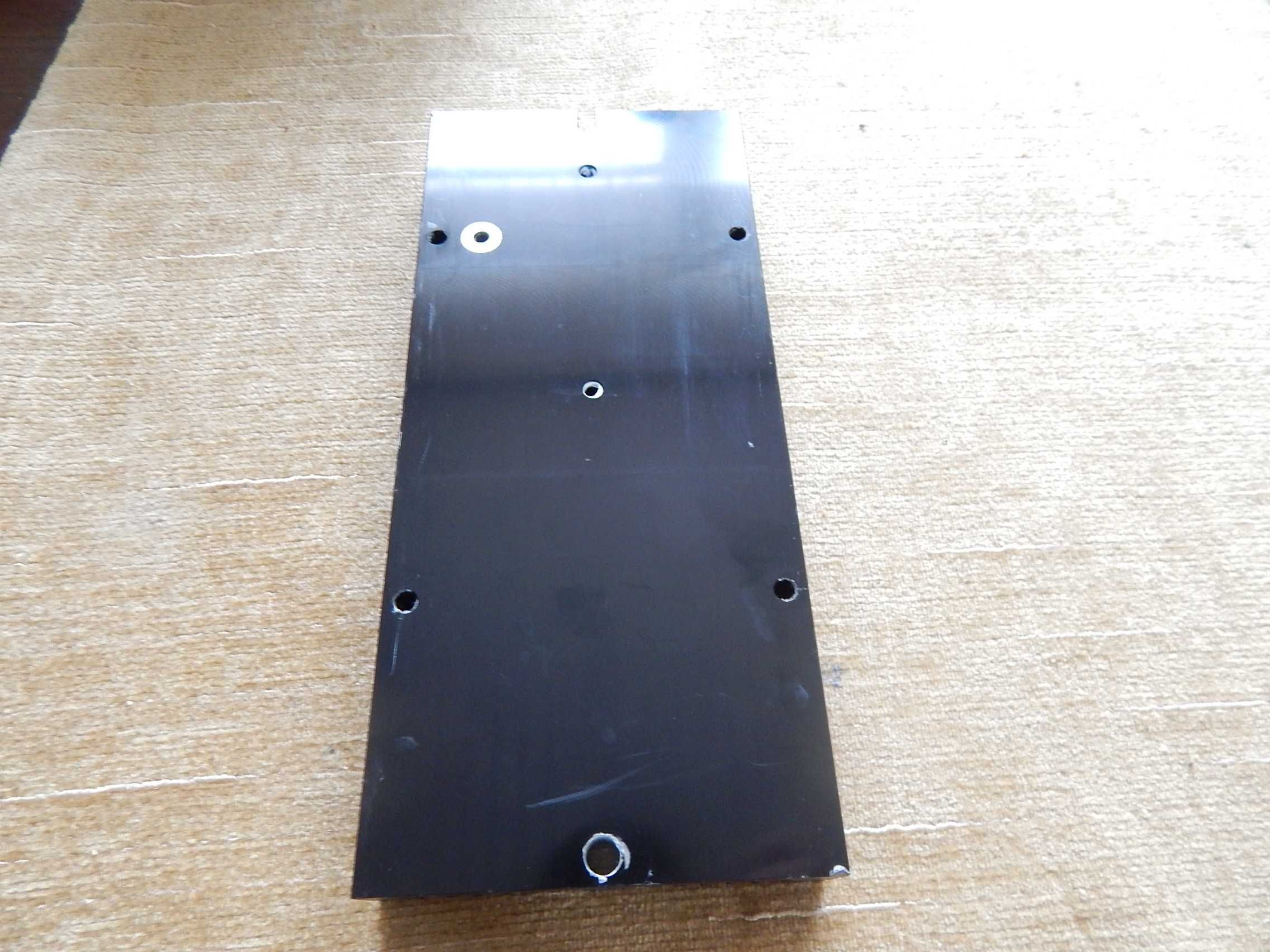 Radiator aluminiowy 205x90x22