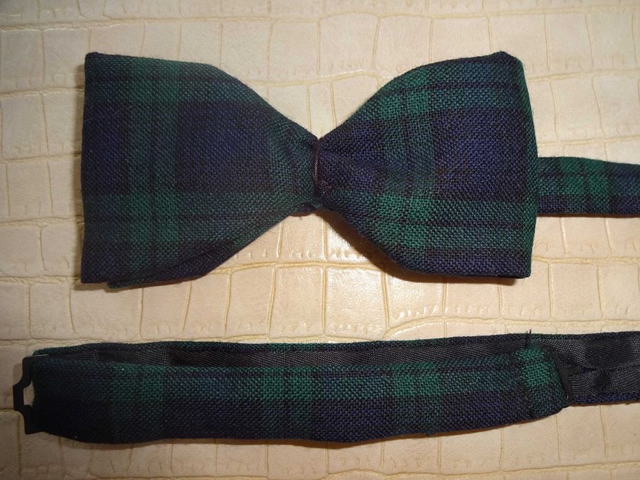 FREDERICK THEAK Pure Wool wełniana zielona  mucha muszka tartan