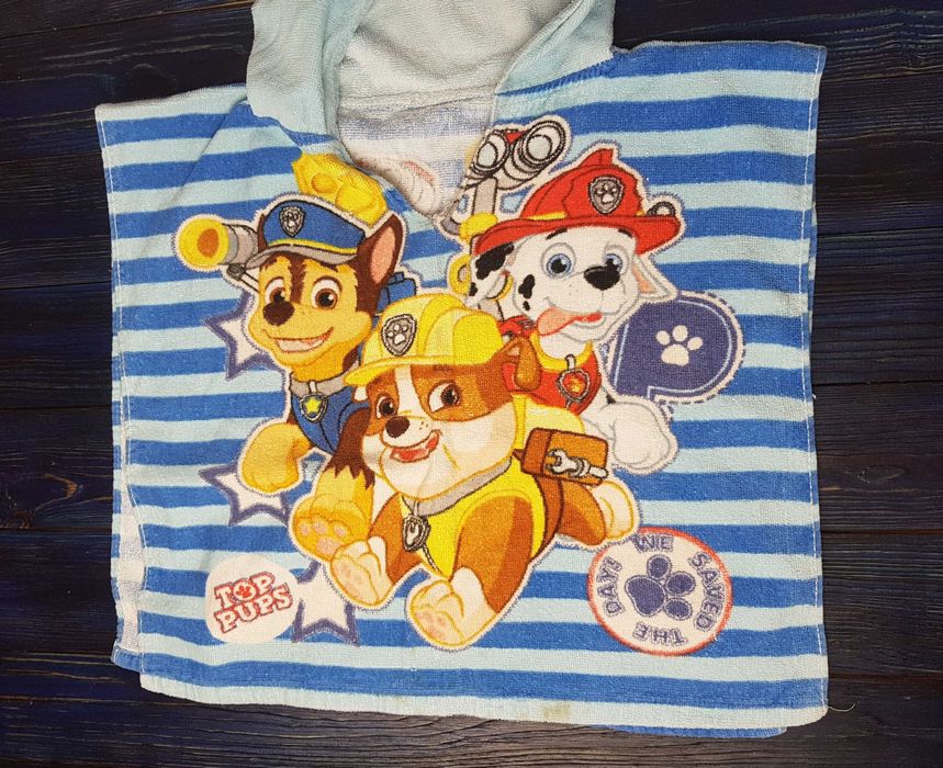 Продам пончо рушник на пляж зі щенячим патрулем на 2-4 роки бу