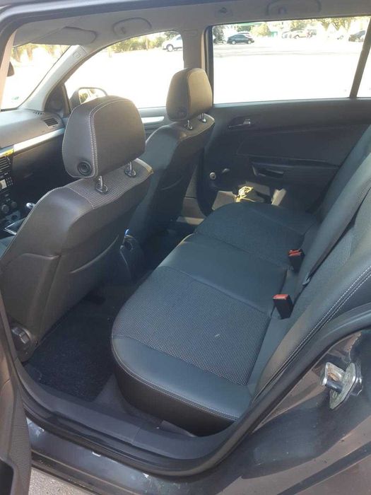 Продаю Opel Astra H