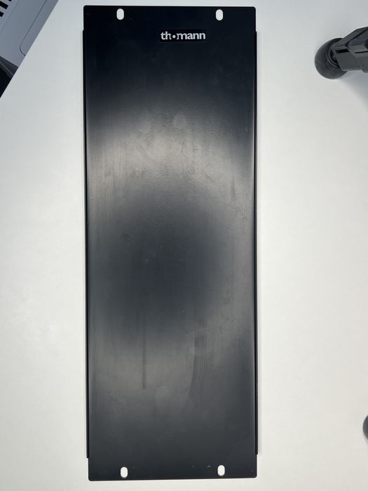 Thon Rack Panel 4U BK – 4U Rack Panel64550300226435121