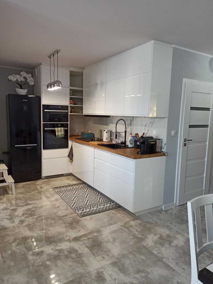 Apartament 3 pokojowy nad morzem