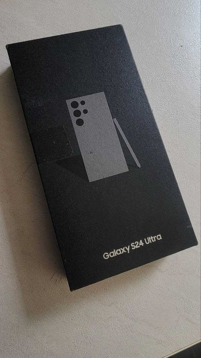 Смартфон Samsung Galaxy S24 Ultra 12/1TB