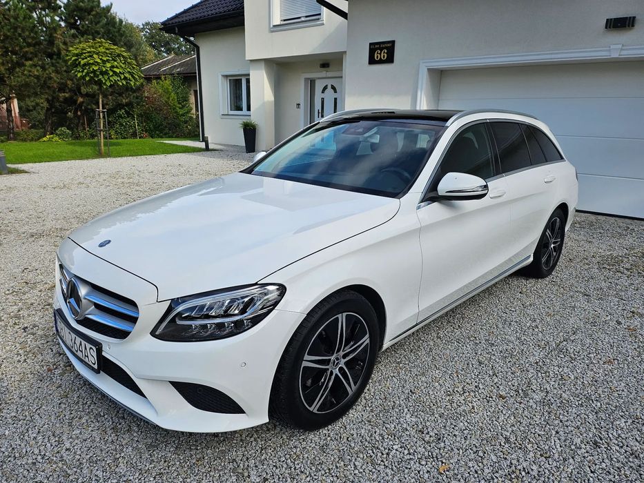 Mercedes-Benz Klasa C Serwisowany , zadbany ,  panorama ,.AMG line 2 komplety opon , FV 23%