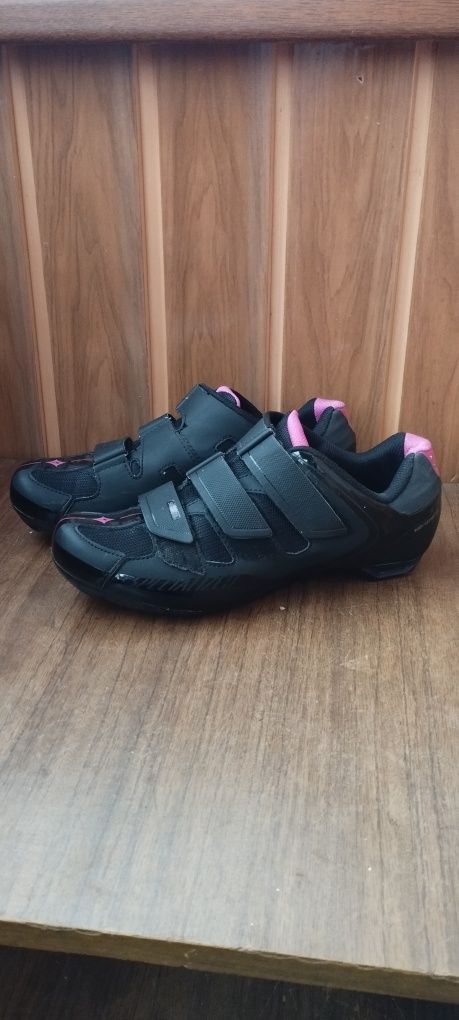 Specialized Spirita шосейне веловзуття 40 розміру(25,5)