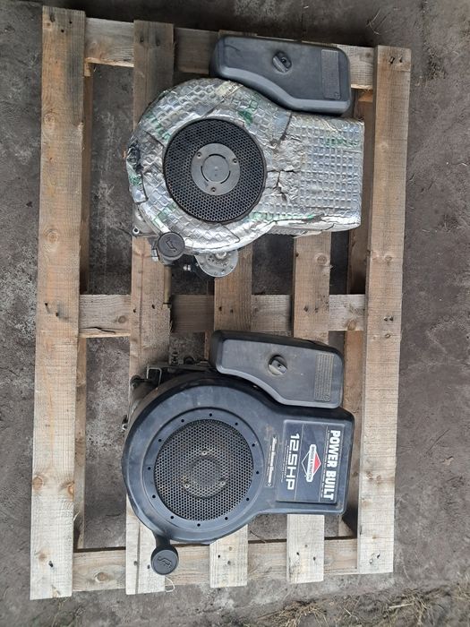 2 x Silnik briggs & staratton 12,5 HP uszkodzony