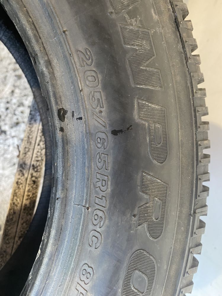 Opona pojedyncza 205/65/16 C Maxxis VanPro