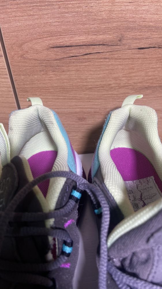 Кросівки Nike AIR MAX 270 REACT