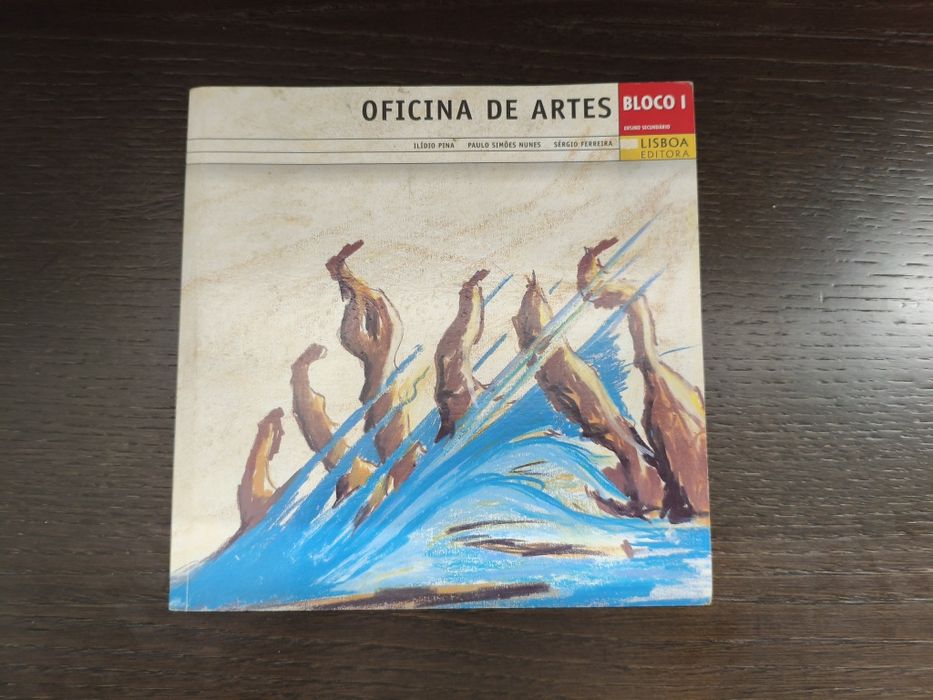 Livros diversos em bom estado