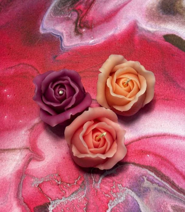 Свічки ручної роботи з бджолиного воску