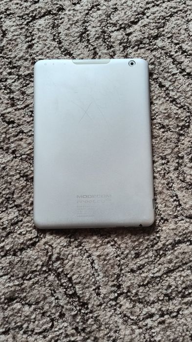 Планшет Modecom з чохлом