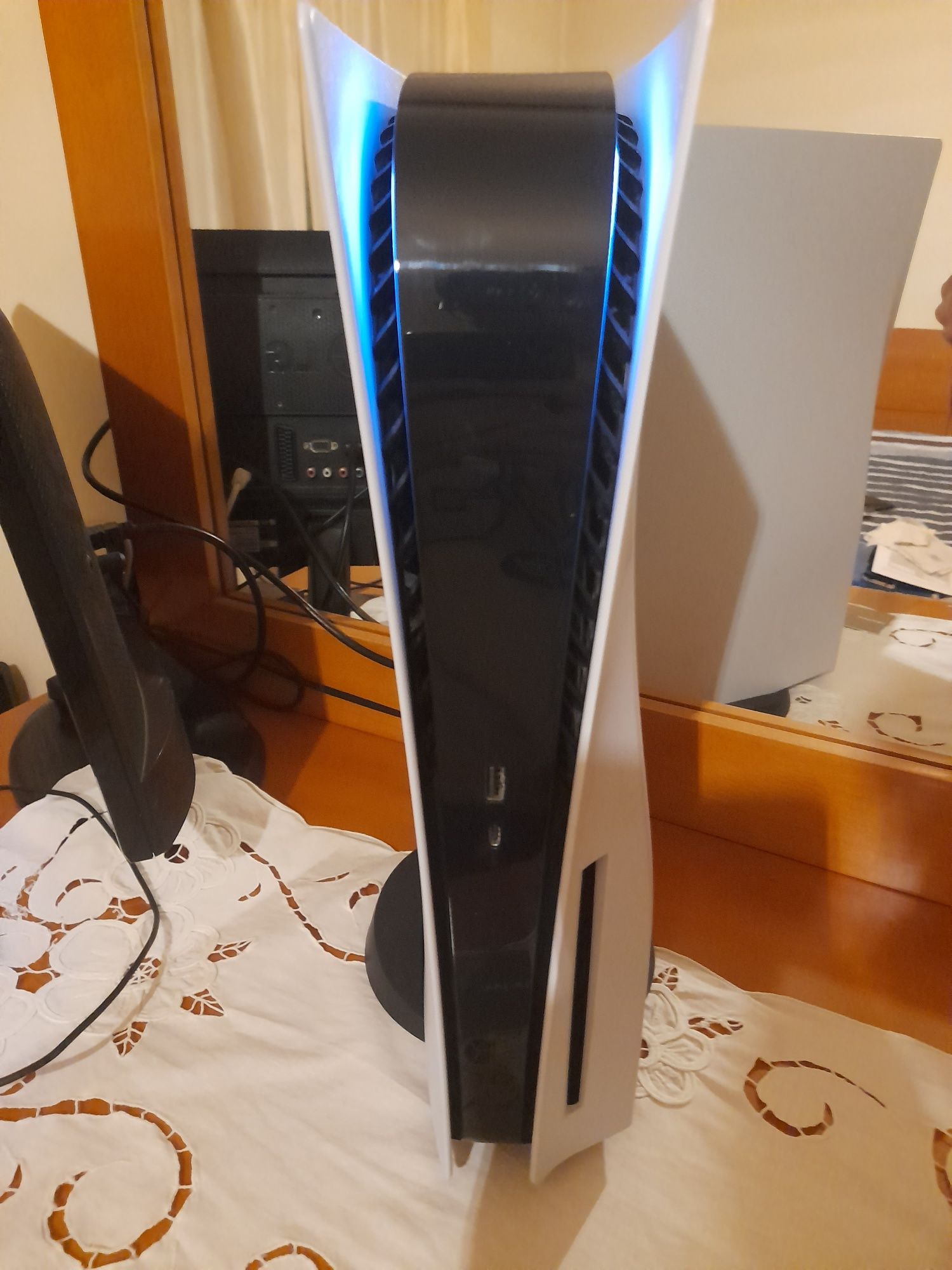 Ps5 com disco e com acessórios