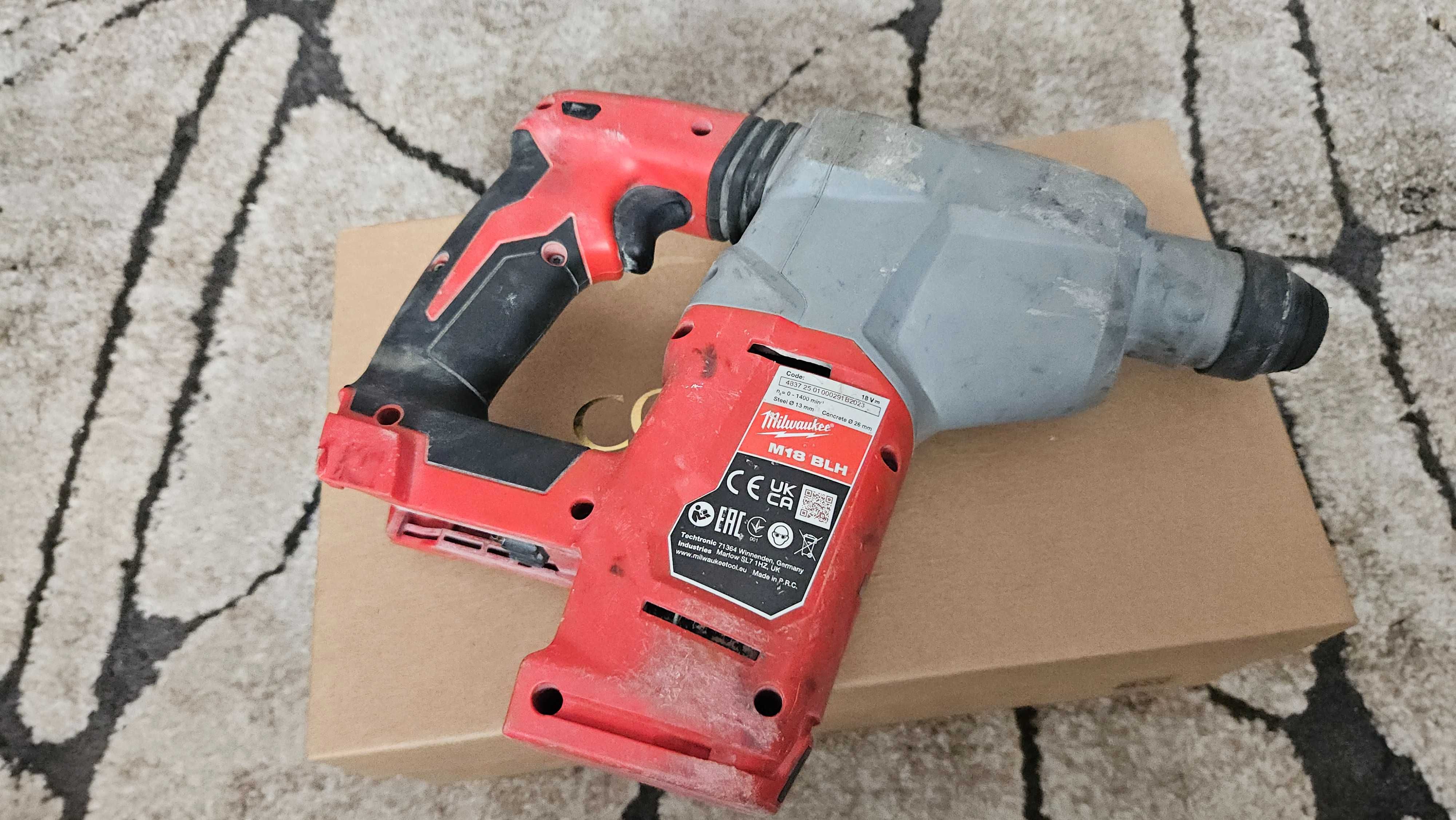 Milwaukee M18 BLH-0 Młotowiertarka SDS-Plus 2,3J 18V