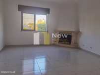 Apartamento T2 no Pinhal de Cima - Sesimbra para Arrendamento.
