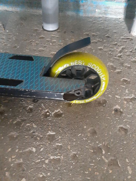 Продам трюковой самокат