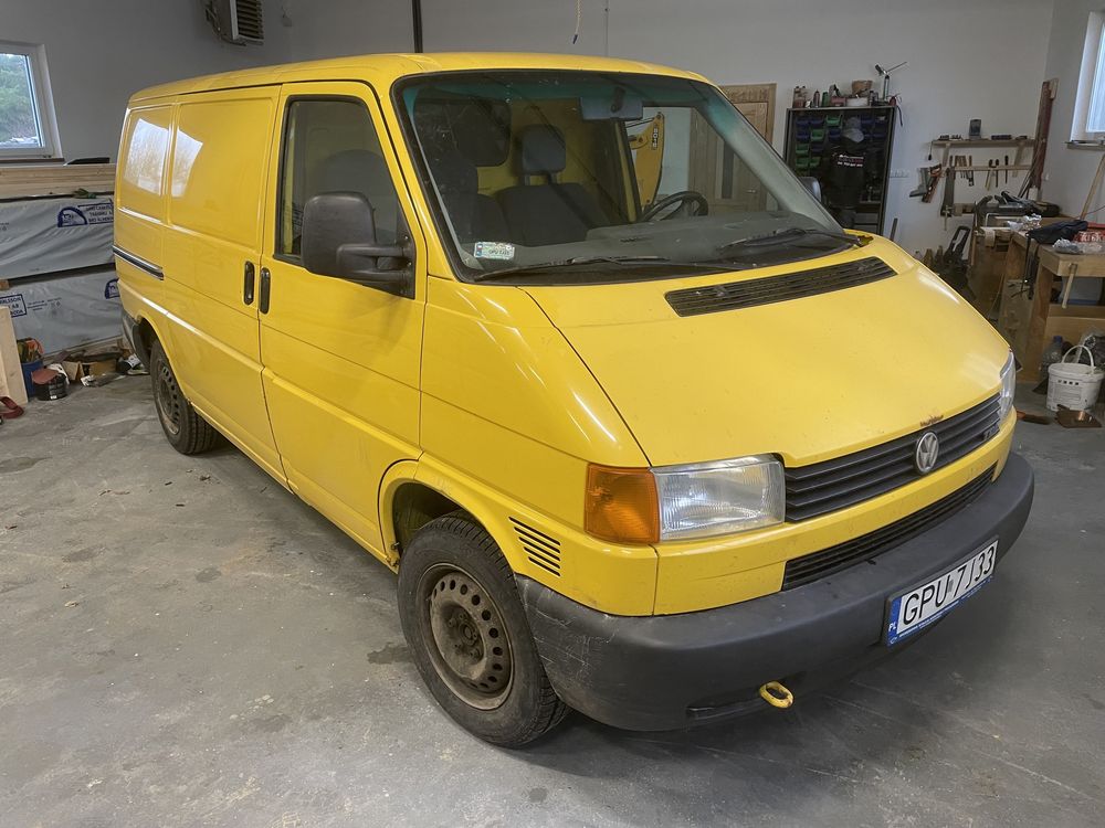 Vw transporter rok 2003