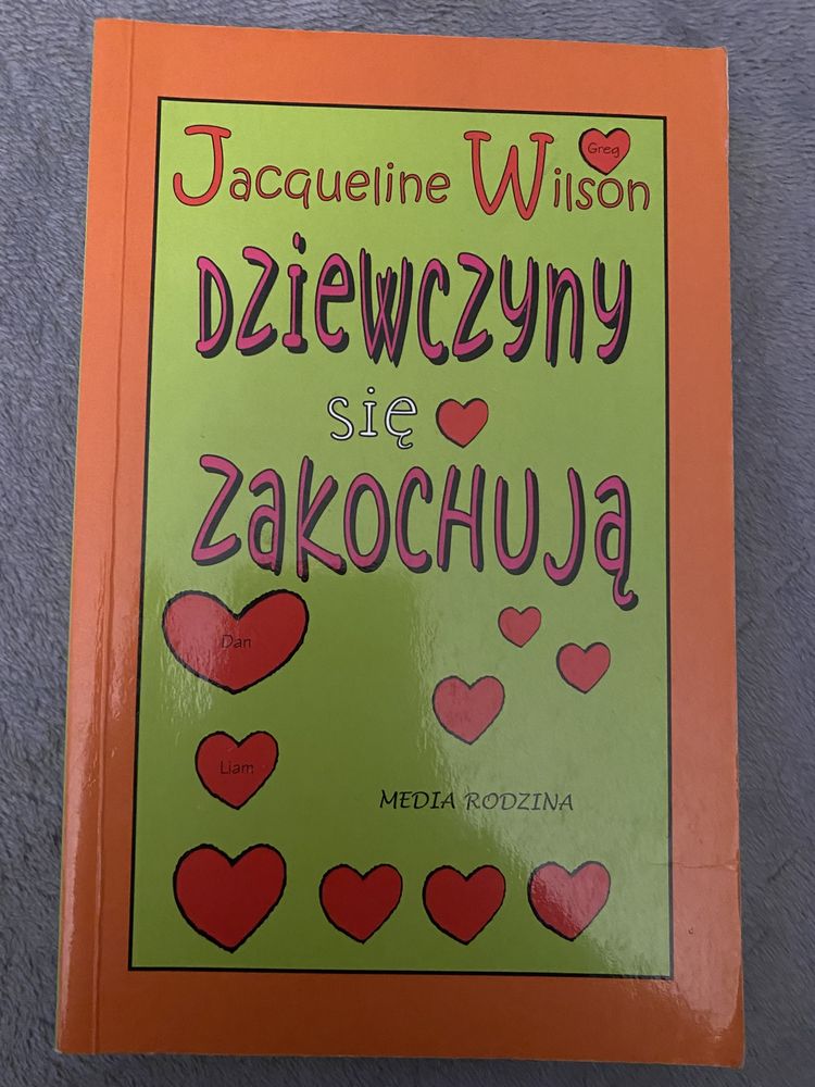 Książka „Dziewczyny się zakochują”